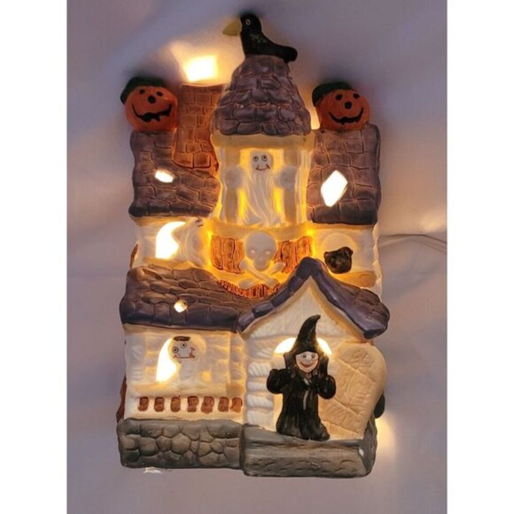 Haunted House Light Up Village With Power‎ Cord And Bulb